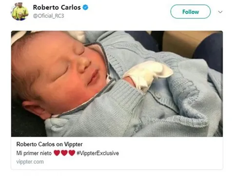 Ông bố 9 con, Roberto Carlos lên chức ông ở tuổi 44