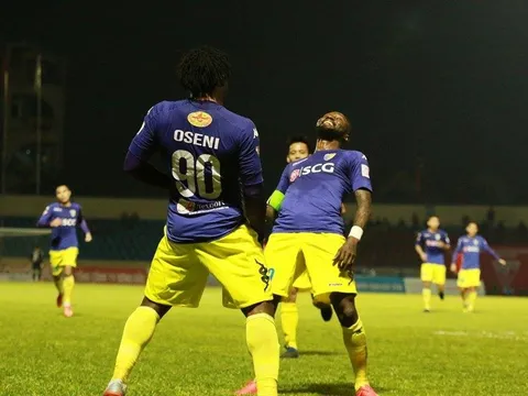 Oseni - Dyachenko: Long hổ tranh đấu