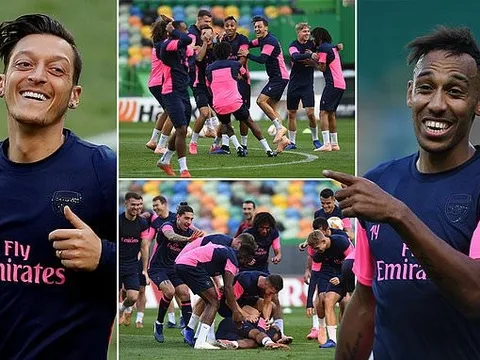 Ozil quậy tung sân tập, Arsenal hướng tới thiên đường thứ 11