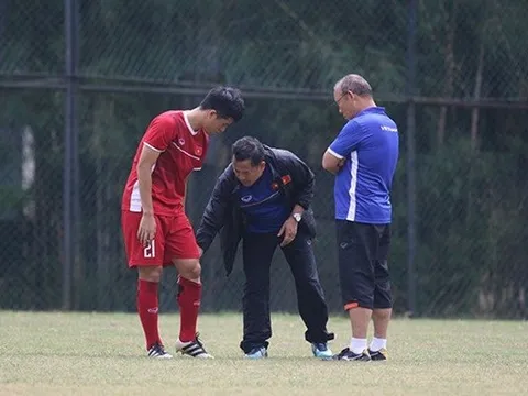 Vì sao thầy Park về quê, chỉ bận tâm nhất quân bầu Hiển?