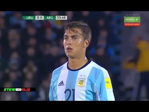 Paulo Dybala bất lực trước hàng thủ Venezuela