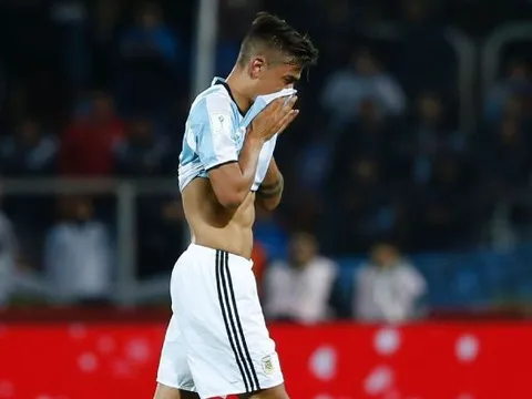 Paulo Dybala chơi đầy nỗ lực trước Uruguay