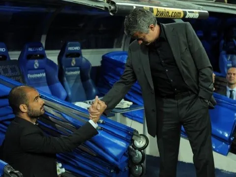 Pep cẩn thận, Mourinho có thể chơi tấn công