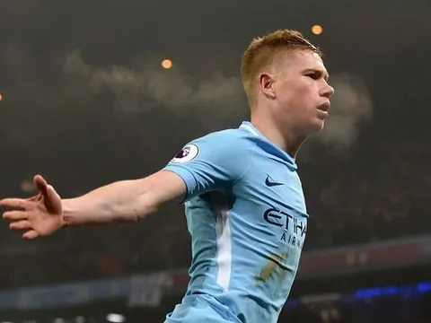 Pep Guardiola không biết dùng từ nào để khen ngợi De Bruyne