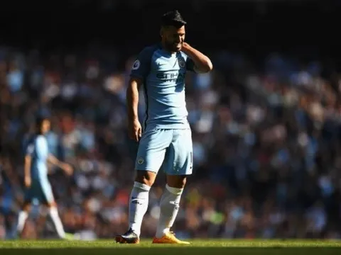 Pep lên tiếng về chấn thương của Aguero
