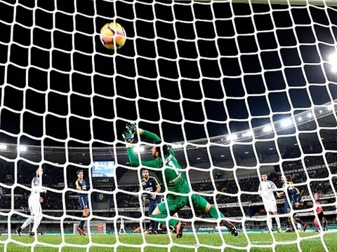 Perisic và cú nã đại bác vào lưới Hellas Verona