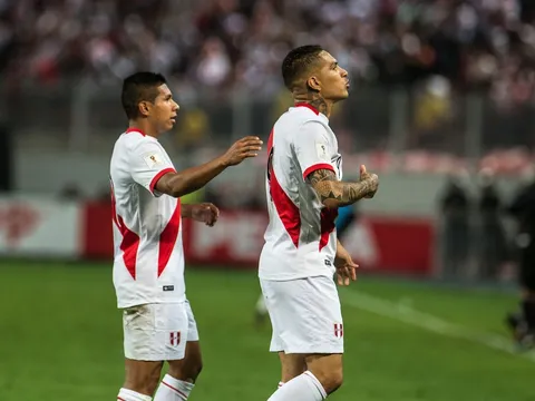 Huyền thoại lên tiếng, Peru giật vé play-off