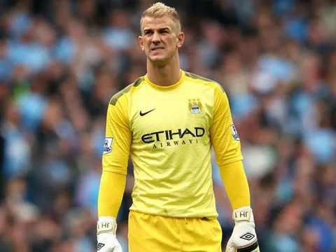Pha cản phá đưa Joe Hart vào "ngôi đền huyền thoại"
