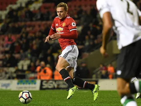 Pha lập công chuẩn mực của James Wilson vs U23 Athletic