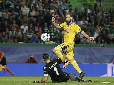Pha lốp bóng tinh tế của Higuain trước Sporting Lisbon