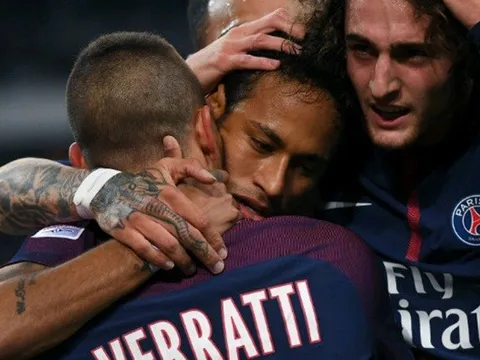 Phá lưới Marseille, Neymar sánh vai Ronaldinho và Ibrahimovic