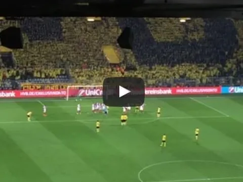 Pha sút phạt 'khó đỡ' của Ousmane Dembele