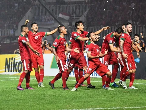 Indonesia và Philippines cùng thắng, bảng B AFF Cup căng như dây đàn