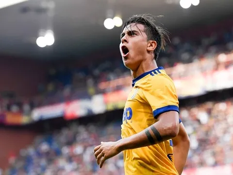 Phong độ ngút trời, Dybala vẫn còn 'kém' cầu thủ này
