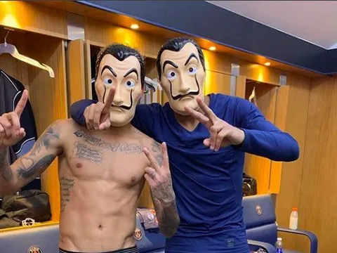 Ngoài sân cỏ, PSG từng có cuộc chiến cân não như thế này