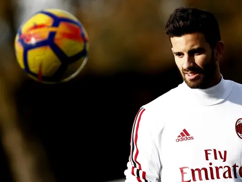 Play-off World Cup mang không khí thoải mái đến Milan