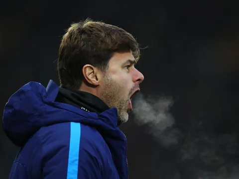 Pochettino "gào thét" trong bất lực, Tottenham khủng hoảng