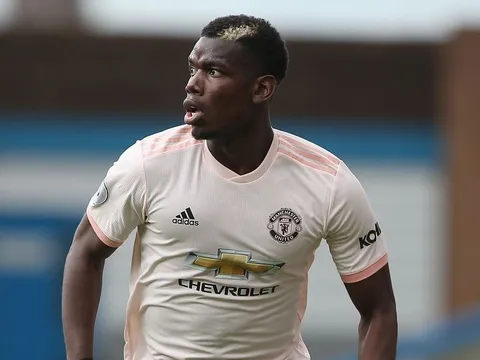 "Pogba chỉ chơi cho mình bản thân cậu ấy"