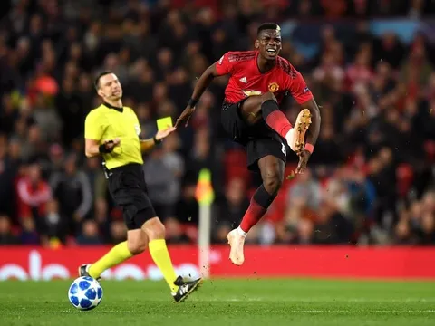 Pogba dùng 4 từ phản ứng về trận hòa của Man Utd