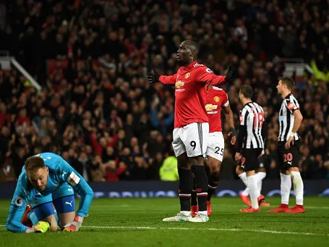 Pogba xuất sắc, Lukaku thông nòng, Man Utd huỷ diệt Newcastle