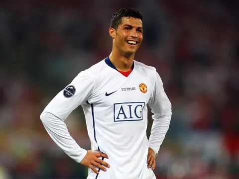 5 ngôi sao nước ngoài hay nhất Premier League