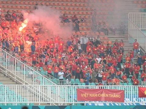 CĐV Hải Phòng: 'Hôm nay chúng tôi sẽ không đốt pháo sáng ở Mỹ Đình'