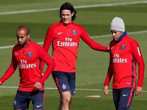 PSG, sự hào nhoáng không che được vết nứt xấu xí