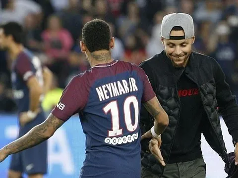 PSG 3-0 Saint-Etienne: Ngày Cavani che mờ Neymar