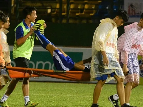 U21 B.Bình Dương để lại hình ảnh xấu xí trong chiến thắng trước PVF