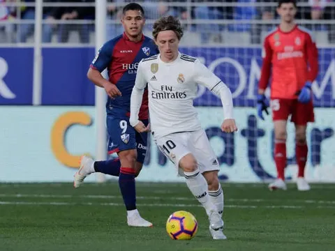 Quả bóng vàng là vinh quang, nhưng cũng là 'tại họa' với Modric