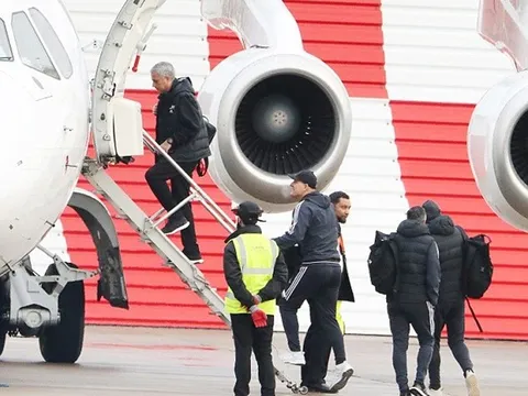 Quỷ đỏ phiêu lưu 140 dặm để lấy tấm vé Bán kết Carabao Cup