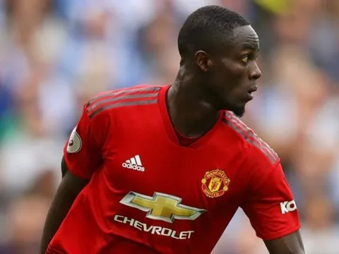 Xong! Arsenal hỏi mua Bailly, Man Utd ra quyết định then chốt