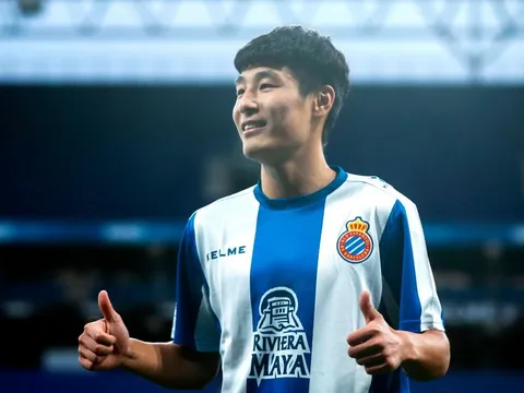 Ra mắt 12 phút, "Maradona Trung Quốc" đem về 40 triệu khán giả cho La Liga