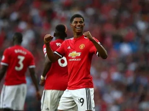 Rashford khiến Mourinho thêm đau đầu