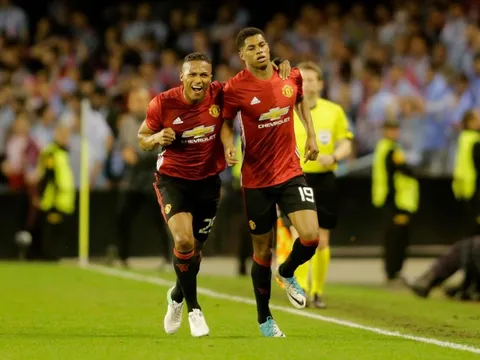 Rashford luyện "độc chiêu" giúp Man Utd bay cao