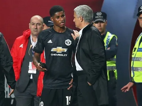 Rashford nghĩ gì khi bị Mourinho đày ải? Rio Ferdinand biết câu trả lời!