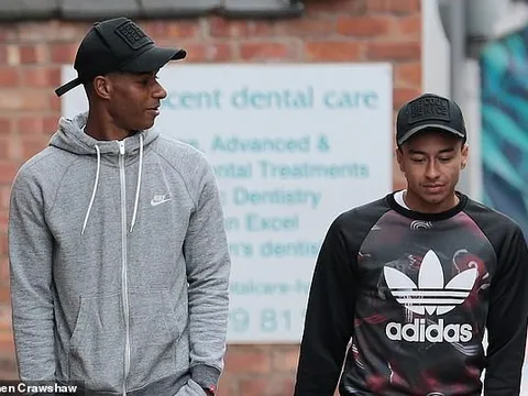 Rashford rủ Lingard 'đánh lẻ' sau thất bại của Man Utd