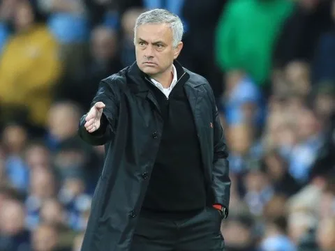Rất nghiêm túc! Man Utd cân nhắc bổ nhiệm nhà cựu vô địch EPL