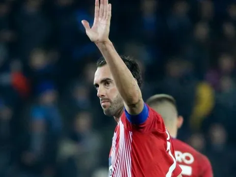 Rất nhanh! Man Utd ra đề nghị khiến trung vệ đẳng cấp lung lay