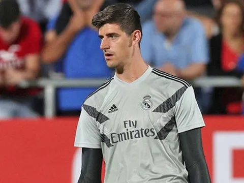 SỐC: Real hành động bí ẩn đằng sau việc Courtois dự bị