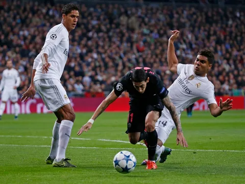 Real Madrid - PSG và hành trình đi tìm cái tôi 'lạc trôi'
