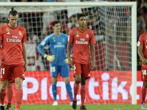 'Người kế vị Ronaldo' tỏa sáng, Kền Kền trắng bị bắn hạ bẽ bàng