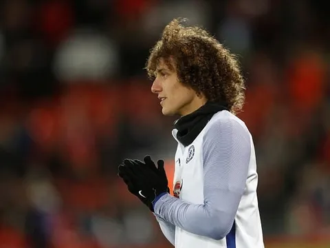 Real "trải thảm đỏ" rước David Luiz