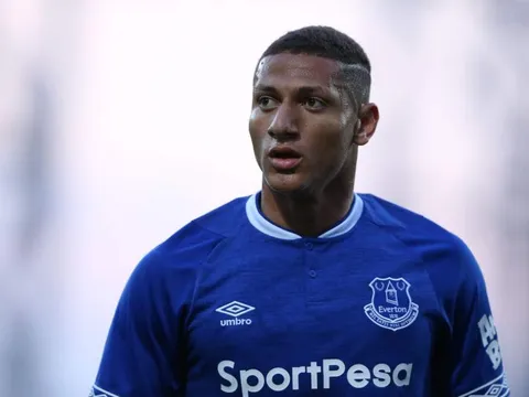 "Chỉ 21 tuổi, cậu ấy là cầu thủ Brazil hoàn hảo nhất Premier League"