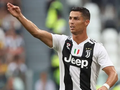 Rivaldo: 'Chẳng cần nói nhiều, không ai thay được Ronaldo'