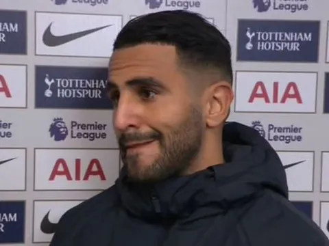 Sau bàn thắng vào lưới Tottenham, Mahrez khiến fan Leicester muốn khóc theo