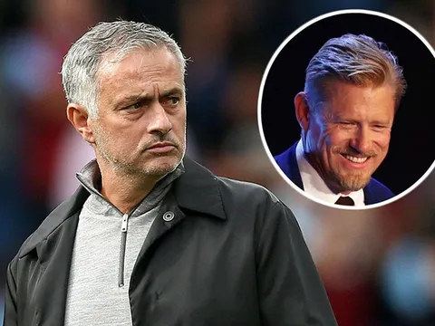 "Mourinho sẽ tại vị 10 năm và đưa Man Utd tìm lại hào quang xưa"