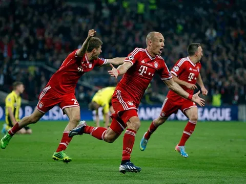 Robben chia tay Bayern Munich sau một thập kỷ gắn bó