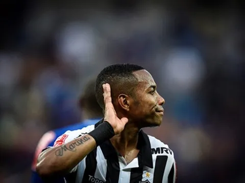 Robinho vẫn sống ung dung trước án tù lơ lửng