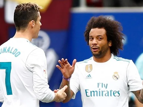 NÓNG: Bạn thân Ronaldo ẩn ý về tương lai ở Real